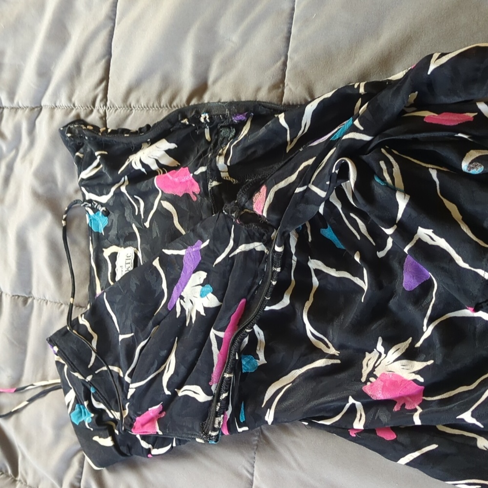 Hawaiian inspired short dress - Picture 5 of 10